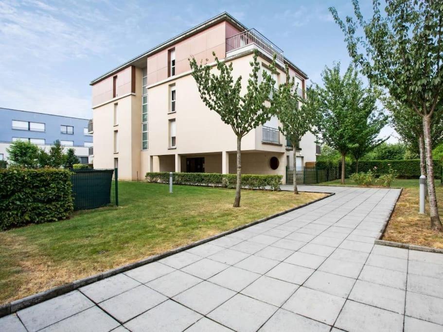Les Paves De Prague - Appartement Pour 4 A 10 Minutes De Disneyland Paris Montevrain Luaran gambar
