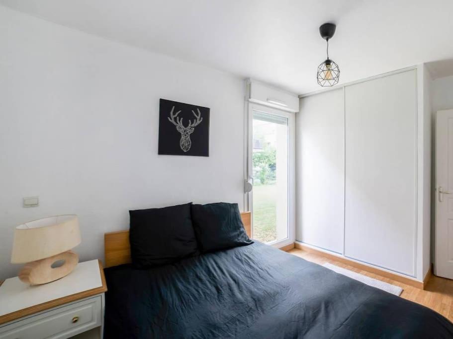 Les Paves De Prague - Appartement Pour 4 A 10 Minutes De Disneyland Paris Montevrain Luaran gambar