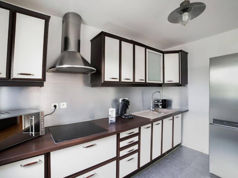 Les Paves De Prague - Appartement Pour 4 A 10 Minutes De Disneyland Paris Montevrain Luaran gambar