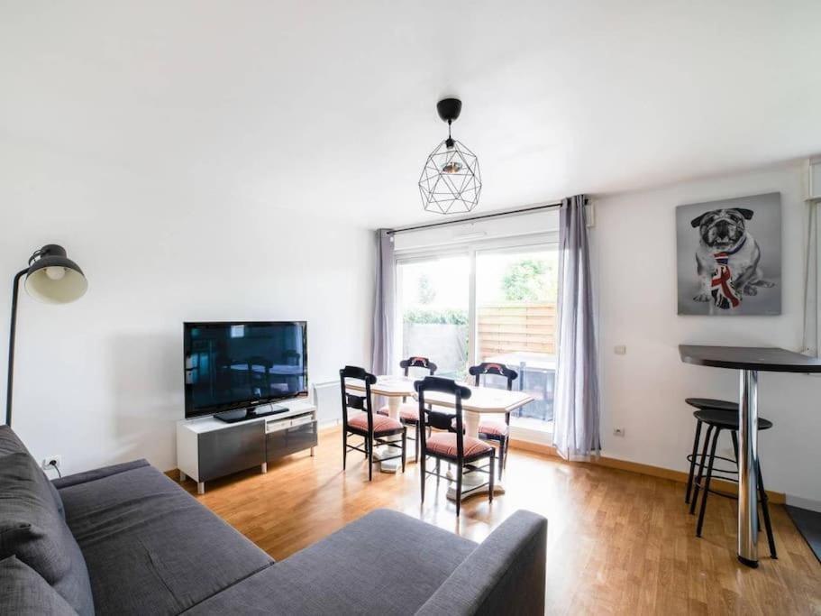 Les Paves De Prague - Appartement Pour 4 A 10 Minutes De Disneyland Paris Montevrain Luaran gambar